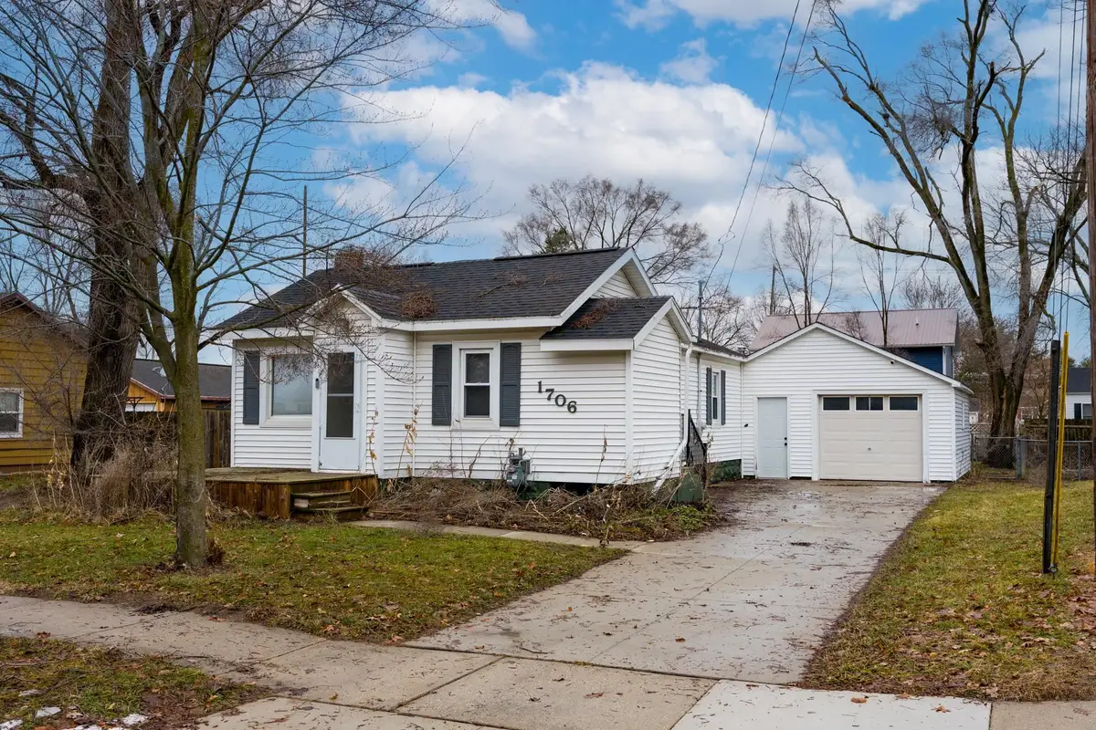 1706 W Michigan, Mount Pleasant, MI 48858 - #1