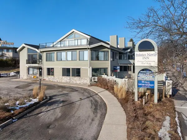 101 Michigan #101, Charlevoix, MI 49720