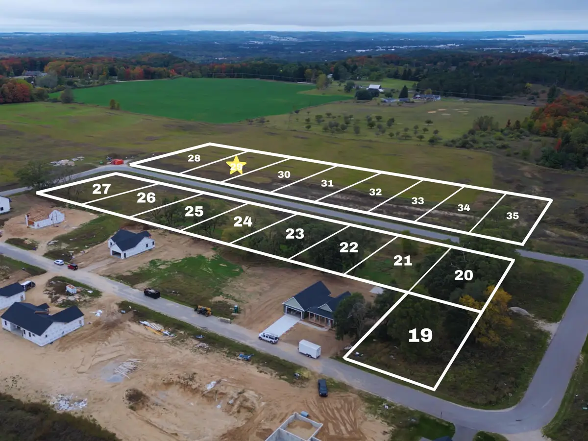 1184 Aster, Traverse City, MI 49696 - Image #1