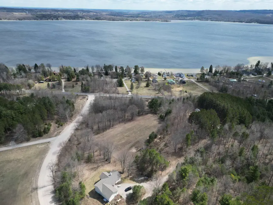 00 E Hidden Beech, Cedar, MI 49621 - #3