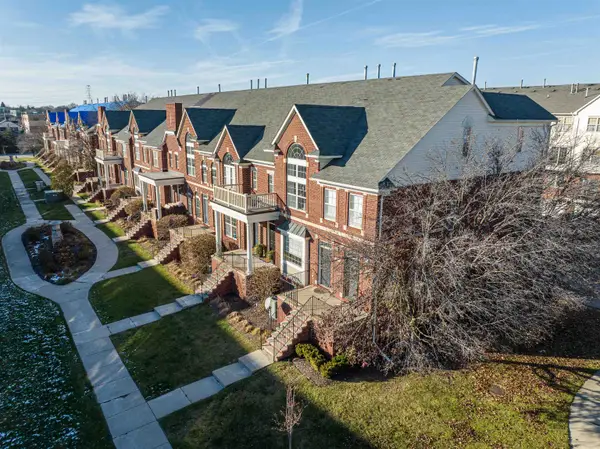 3289 Newbury, Troy, MI 48084