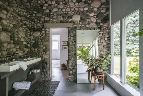 1435 S French, Lake Leelanau, MI 49653