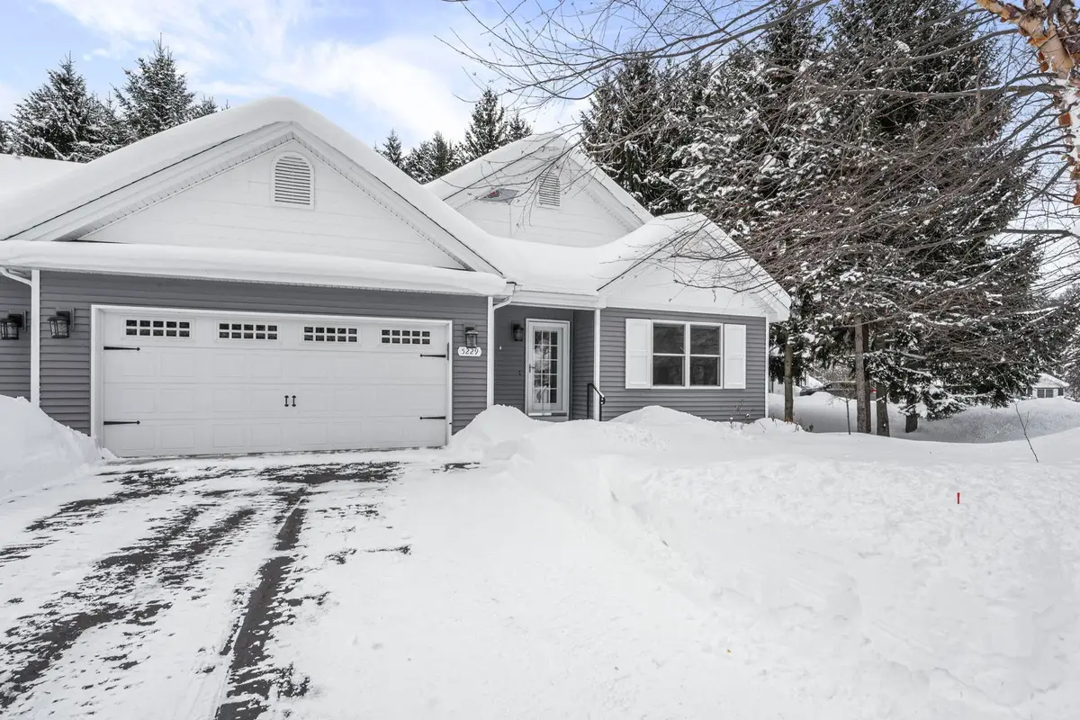 5229 Chestnut #15, Traverse City, MI 49685 - Image #1