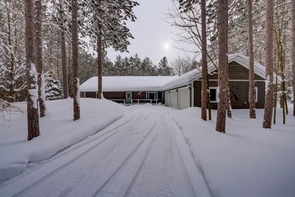 16355 Hunt Club, Lake Ann, MI 49650