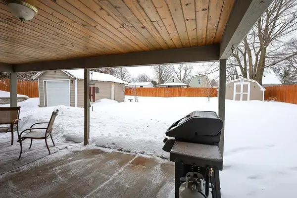 510 W Hurlbut, Charlevoix, MI 49720