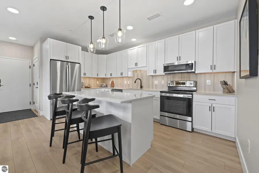 708 Randolph #204, Traverse City, MI 49684 - #3