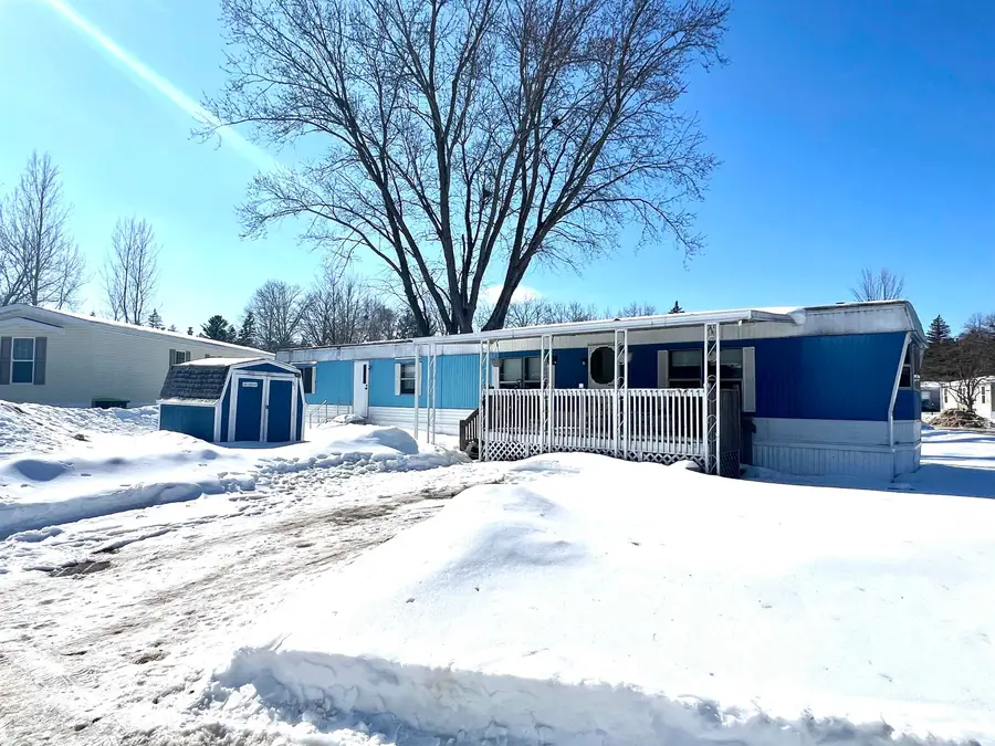 2201 Country Acres, Cadillac, MI 49601 - #2