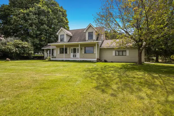 4792 White, Williamsburg, MI 49690