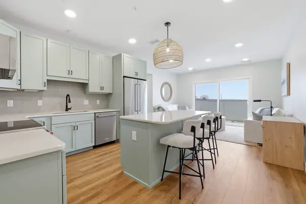 714 Randolph #413, Traverse City, MI 49684