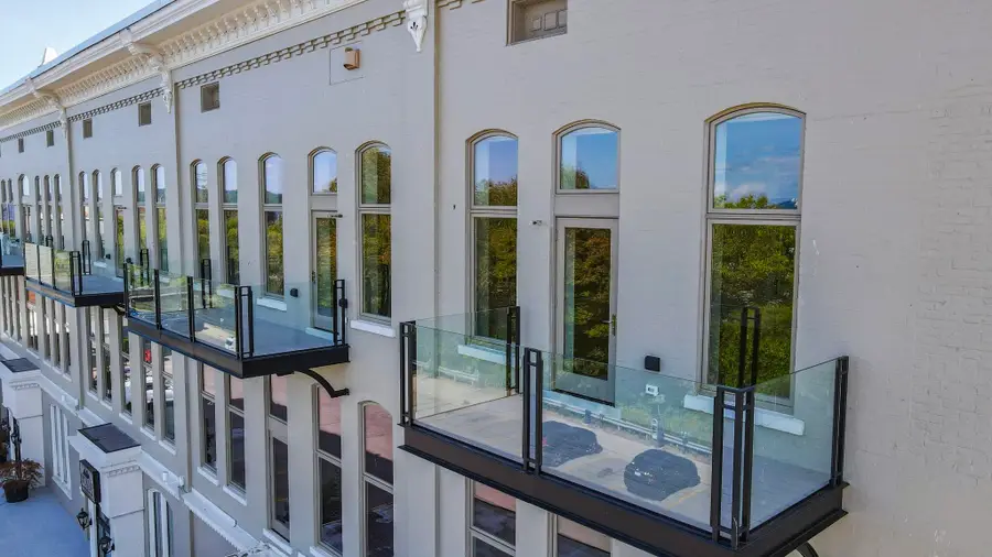 109 E Front #301, Traverse City, MI 49684 - #3