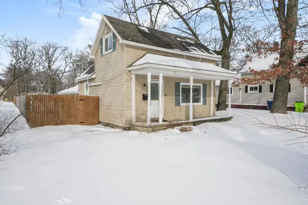 917 Walnut, Traverse City, MI 49686