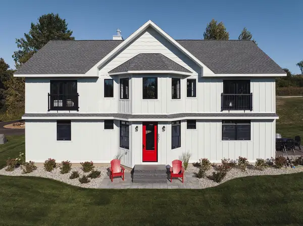 6551 Huntsman, Williamsburg, MI 49690