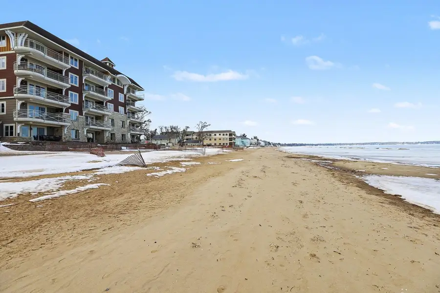 1941 Us-31 N #15, Traverse City, MI 49686 - #3