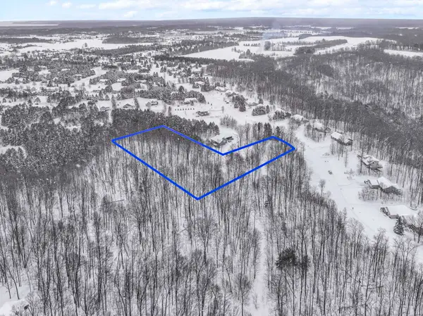 1208 S Ridge, Traverse City, MI 49696