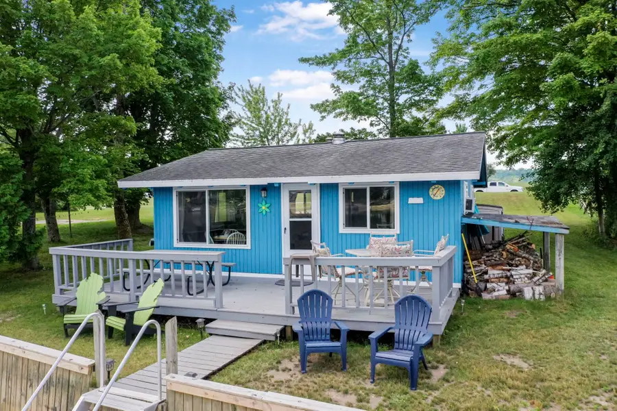 9301 E 50, Cadillac, MI 49601 - #2