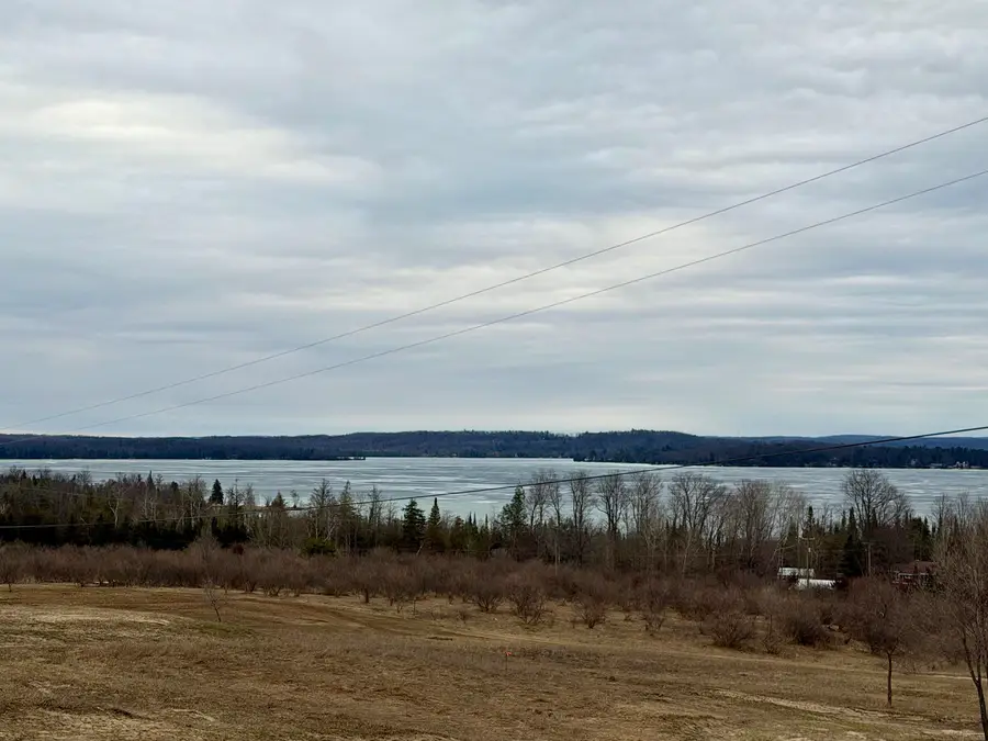 9088-B Aurora Vista, Williamsburg, MI 49690 - #3