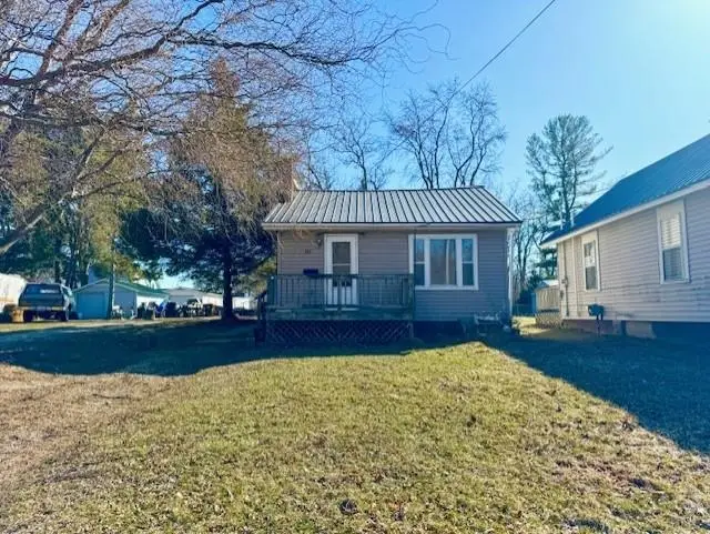 348 N Grover, Alma, MI 48801 - #1