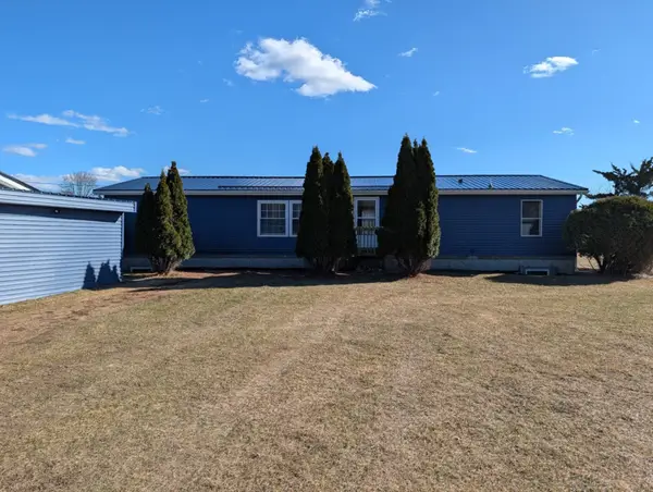 6930 E Willard, Vestaburg, MI 48891