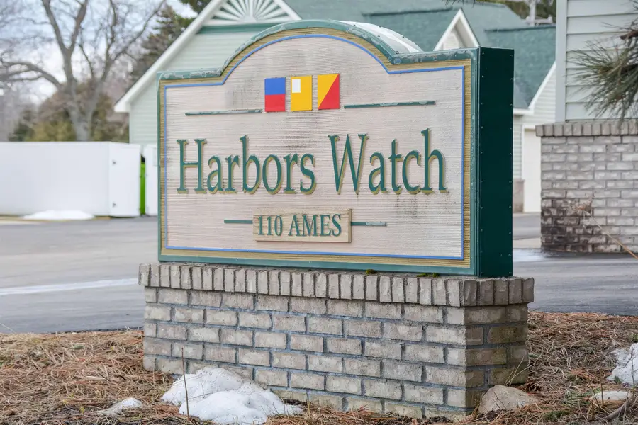 110 Ames #13, Elk Rapids, MI 49629 - #3