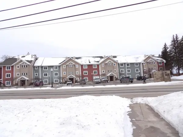 1246 Sunnyside #102 week 2, Cadillac, MI 49601