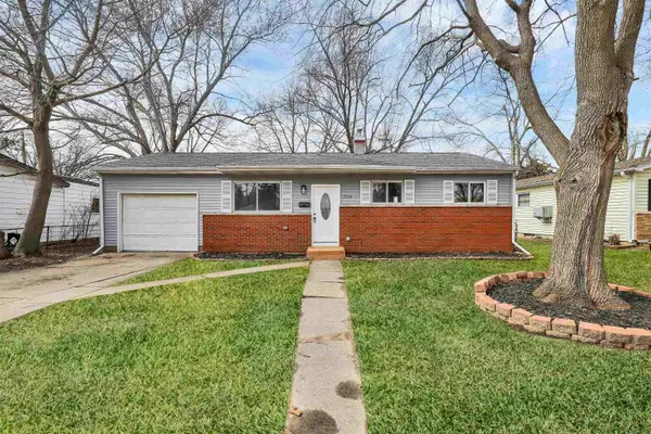 3714 Brighton, Lansing, MI 48911