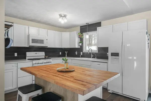 1967 Black Bark, Traverse City, MI 49696