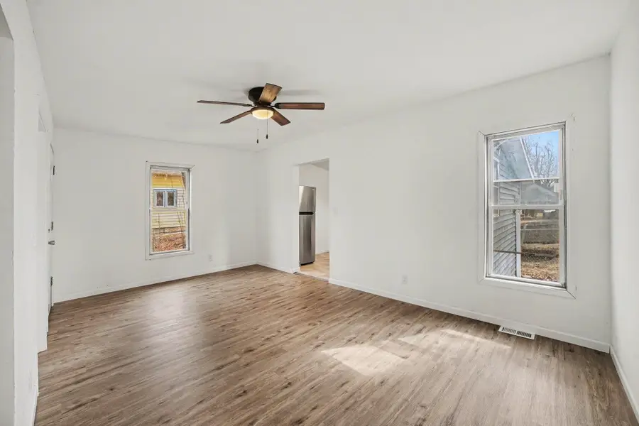 419 W Washington, Saint Louis, MI 48880 - #3