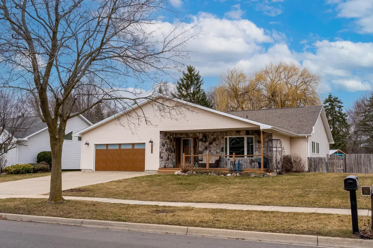 1225 Abbey, Mount Pleasant, MI 48858 - #1