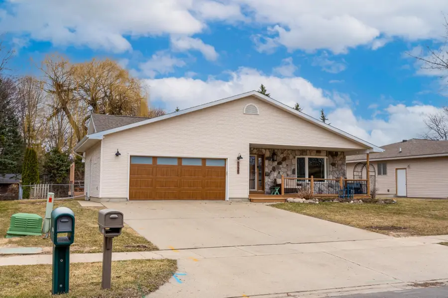 1225 Abbey, Mount Pleasant, MI 48858 - #3