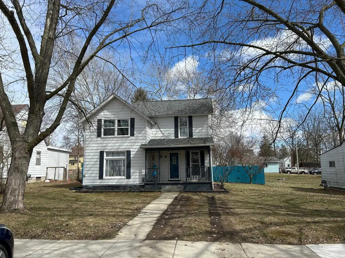 320 N Elm, Ithaca, MI 48847 - #1
