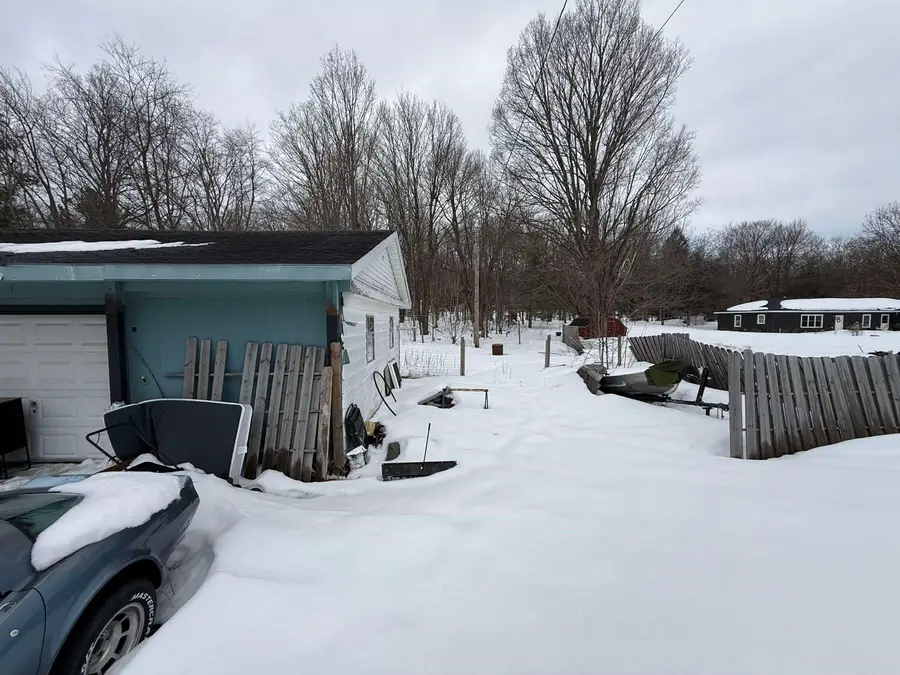 5681 M-66, Charlevoix, MI 49720 - #3