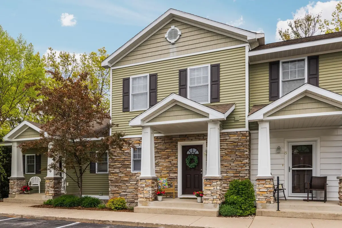 1491 Kent #9, Traverse City, MI 49686 - #1