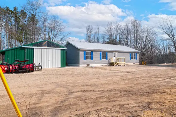 10920 Cassidy, Cadillac, MI 49601