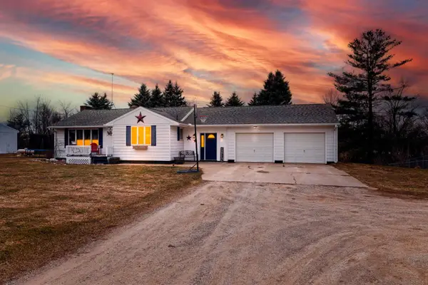 6740 S Eberhart, Clare, MI 48617