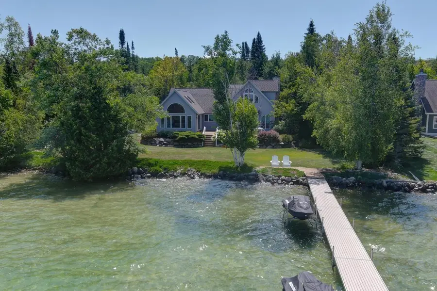 4537 E Duck Lake, Lake Leelanau, MI 49653 - #2