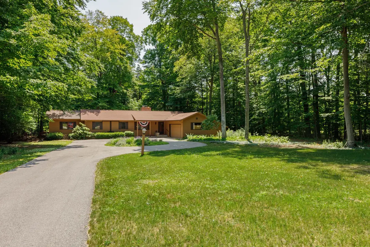 3862 N Trillium, Leland, MI 49654 - #1