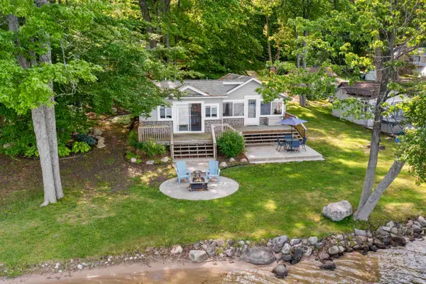 19116 Kenny, Big Rapids, MI 49307