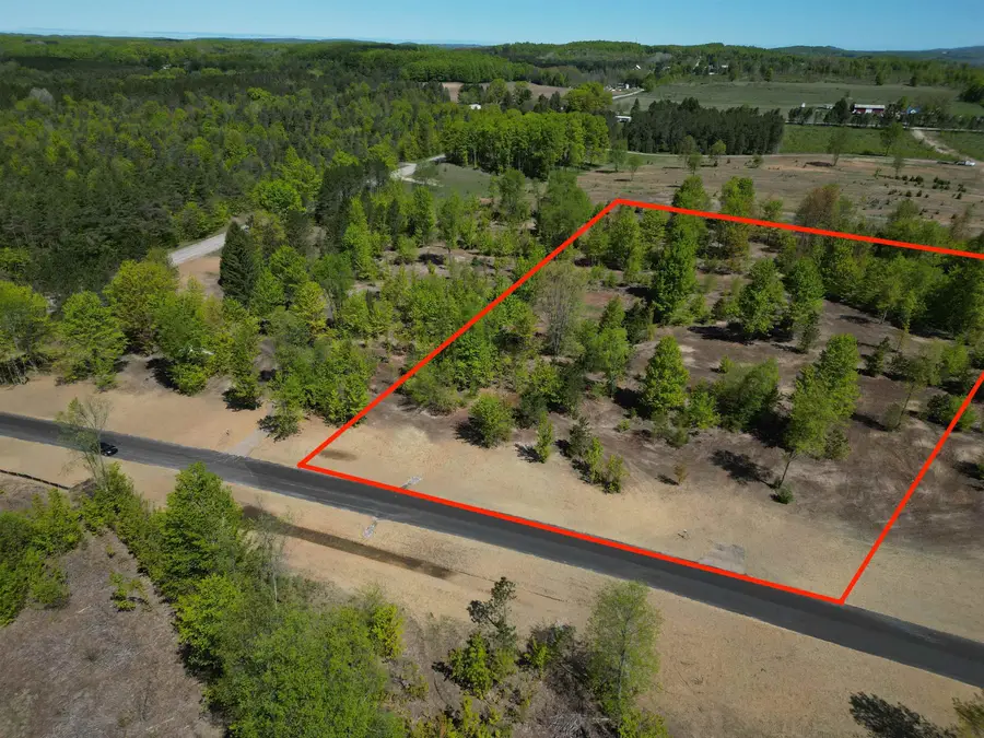 1029 E Solaris, Maple City, MI 49664 - #3