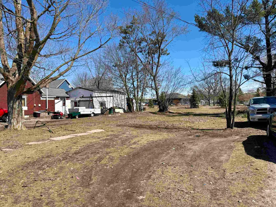 924 Farrar, Cadillac, MI 49601 - #2