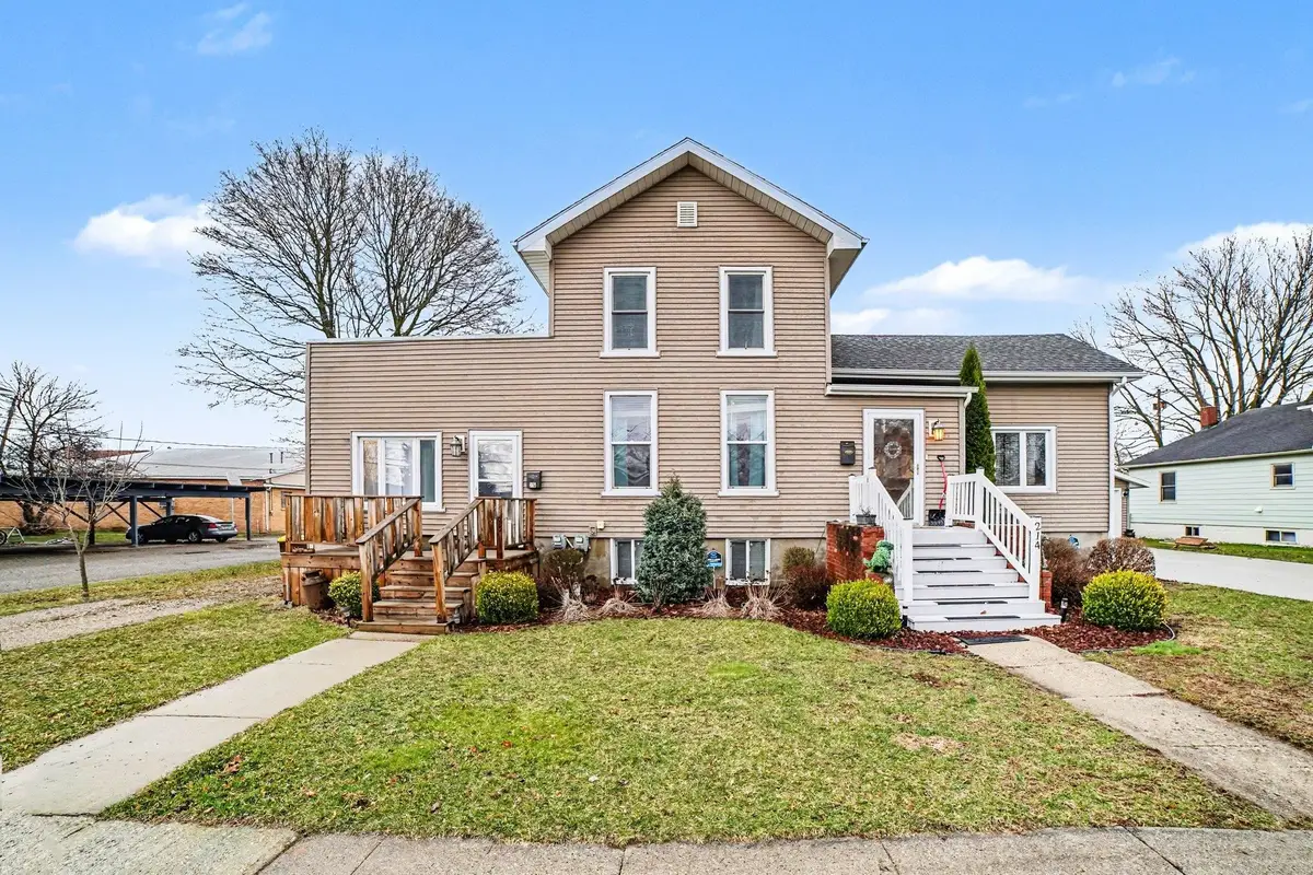 214/216 N Pine, Saint Louis, MI 48880 - #1