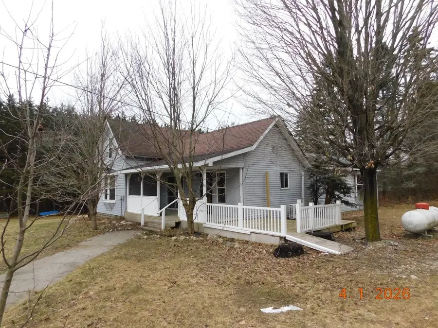 7439 E 22 1/2, Manton, MI 49663 - #2