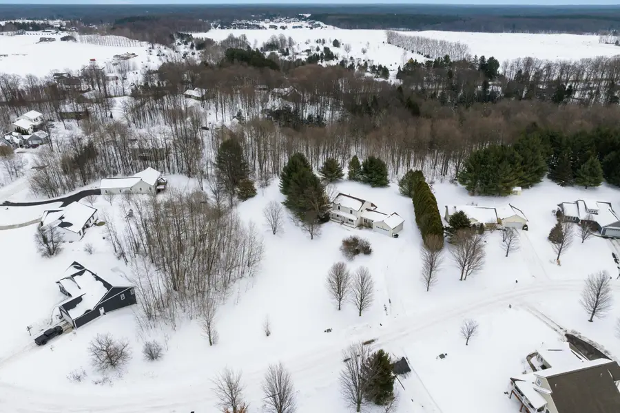 846 Shamrock, Traverse City, MI 49696 - #2