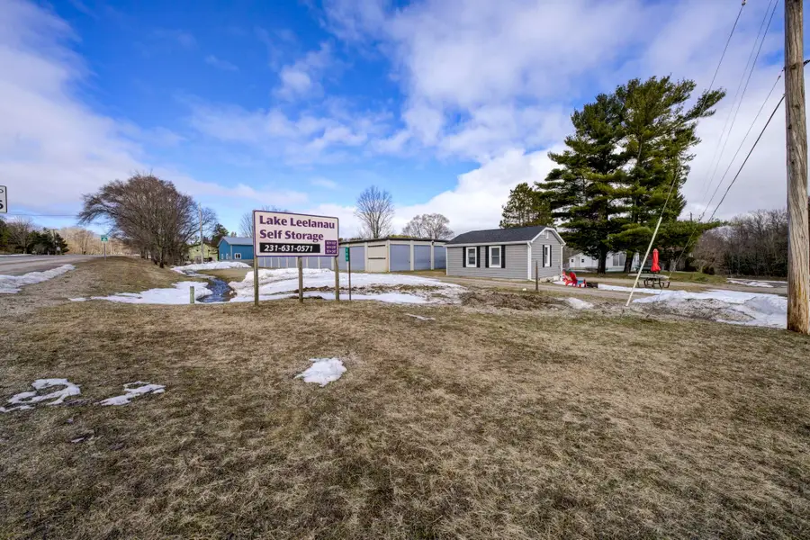 300 W Philip, Lake Leelanau, MI 49653 - #2