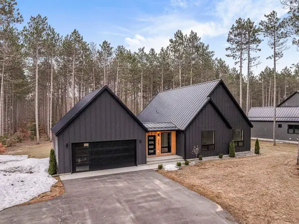 1928 Cascade, Traverse City, MI 49685