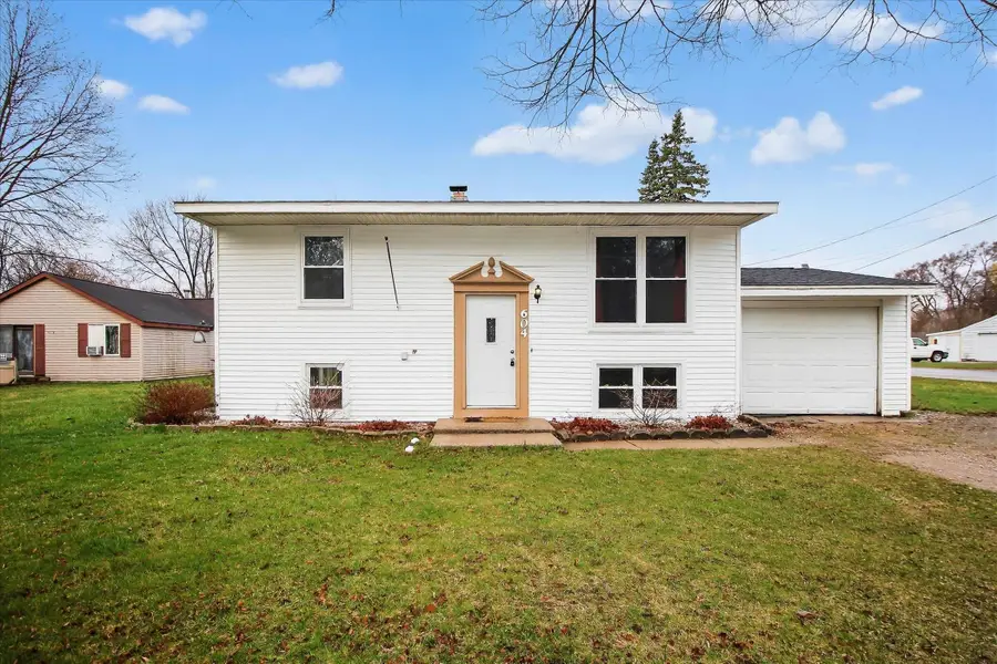 604 S Rockingham, Alma, MI 48801 - #3