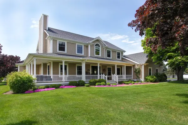 10215 Elk Lake, Williamsburg, MI 49690