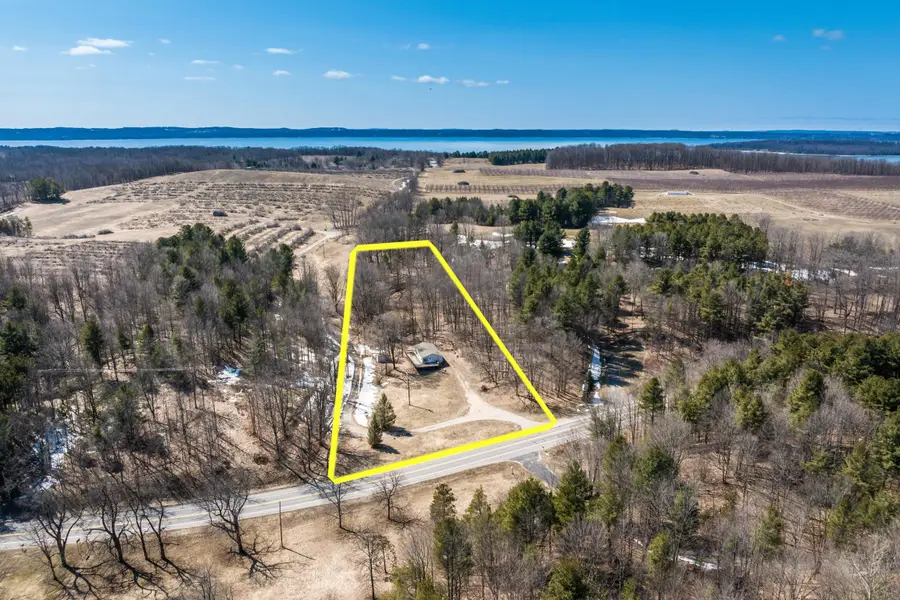 11153 Center, Traverse City, MI 49686 - #3