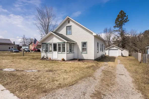 8952 S Kasson, Cedar, MI 49621