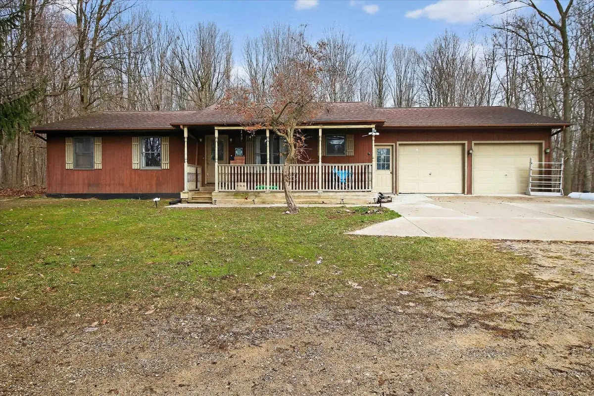 5383 N Rich, Alma, MI 48801 - #1