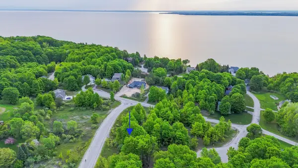 00 E Sugar Maple, Suttons Bay, MI 49682